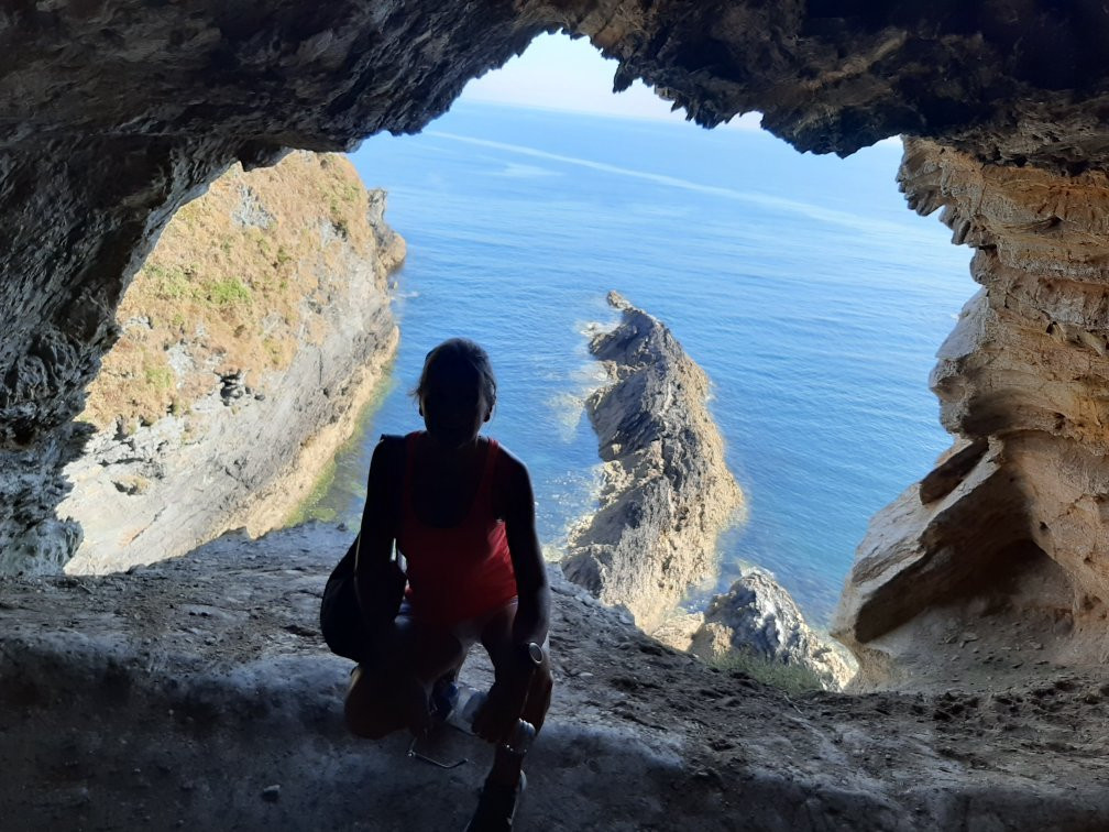 Cova da doncella-比韦罗必去景点