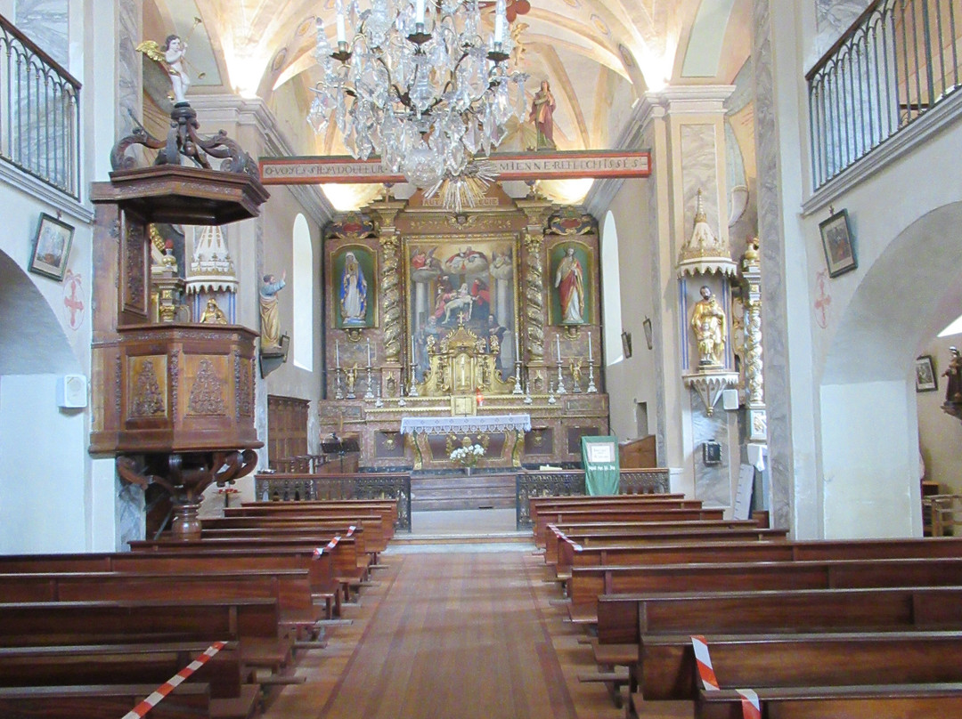 Eglise Saint Pierre-Villard-sur-Doron必去景点