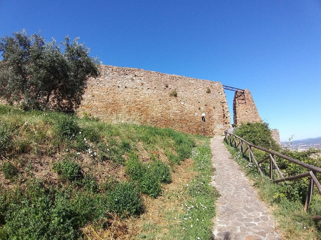 Rocca Pisana景点图片