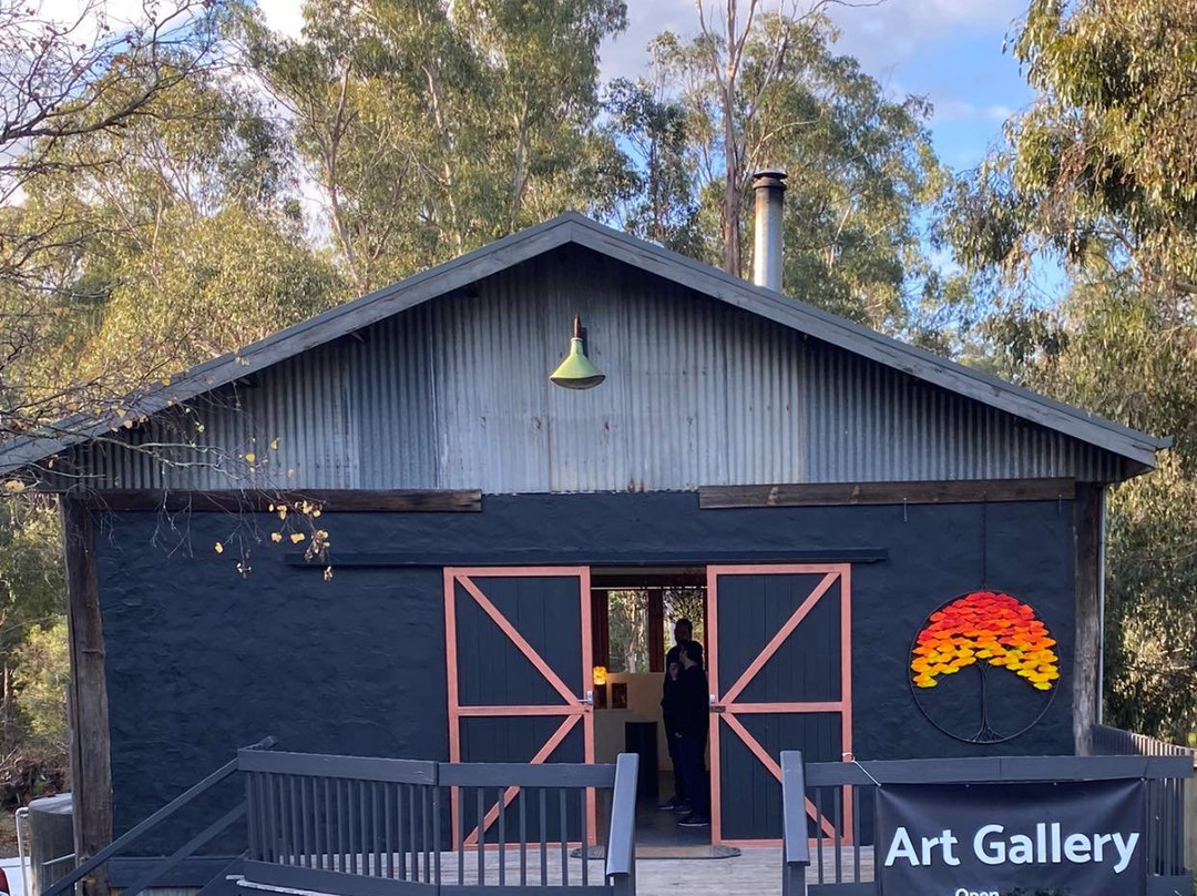 Kangaroo Ground旅游景点-Gallery 7 six 5