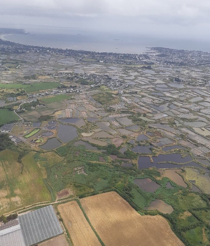 Icarela-拉博尔埃斯库布拉克必去景点