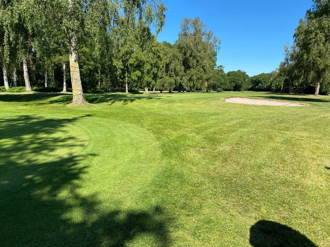 Sct Knuds Golfklub-尼堡必去景点