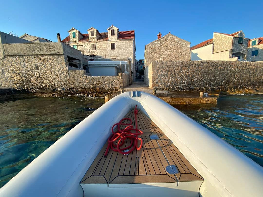 Taxi Boat Adria-佛迪赛必去景点
