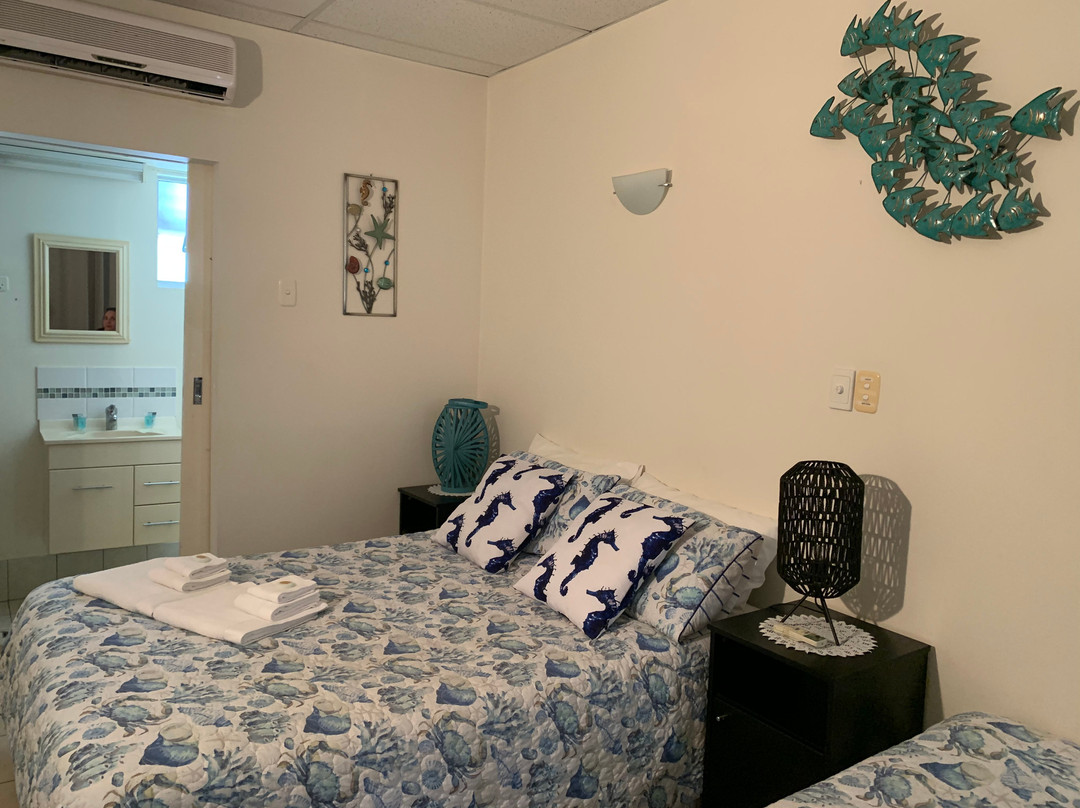 Black Marlin Motel主图