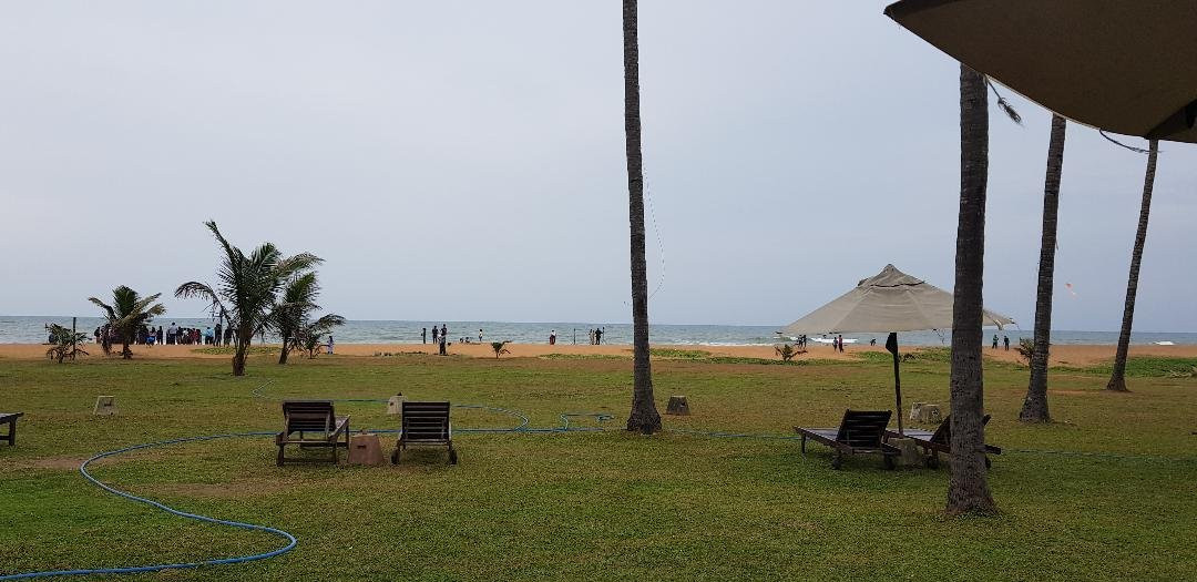 素里亚度假酒店主图