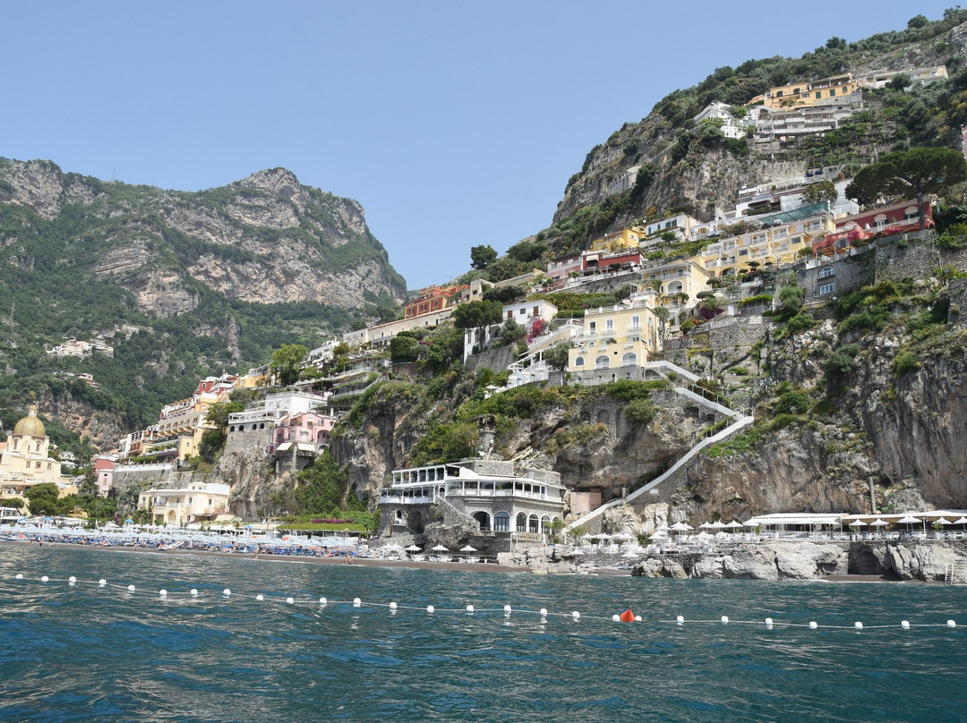 Amalfi Charter景点图片