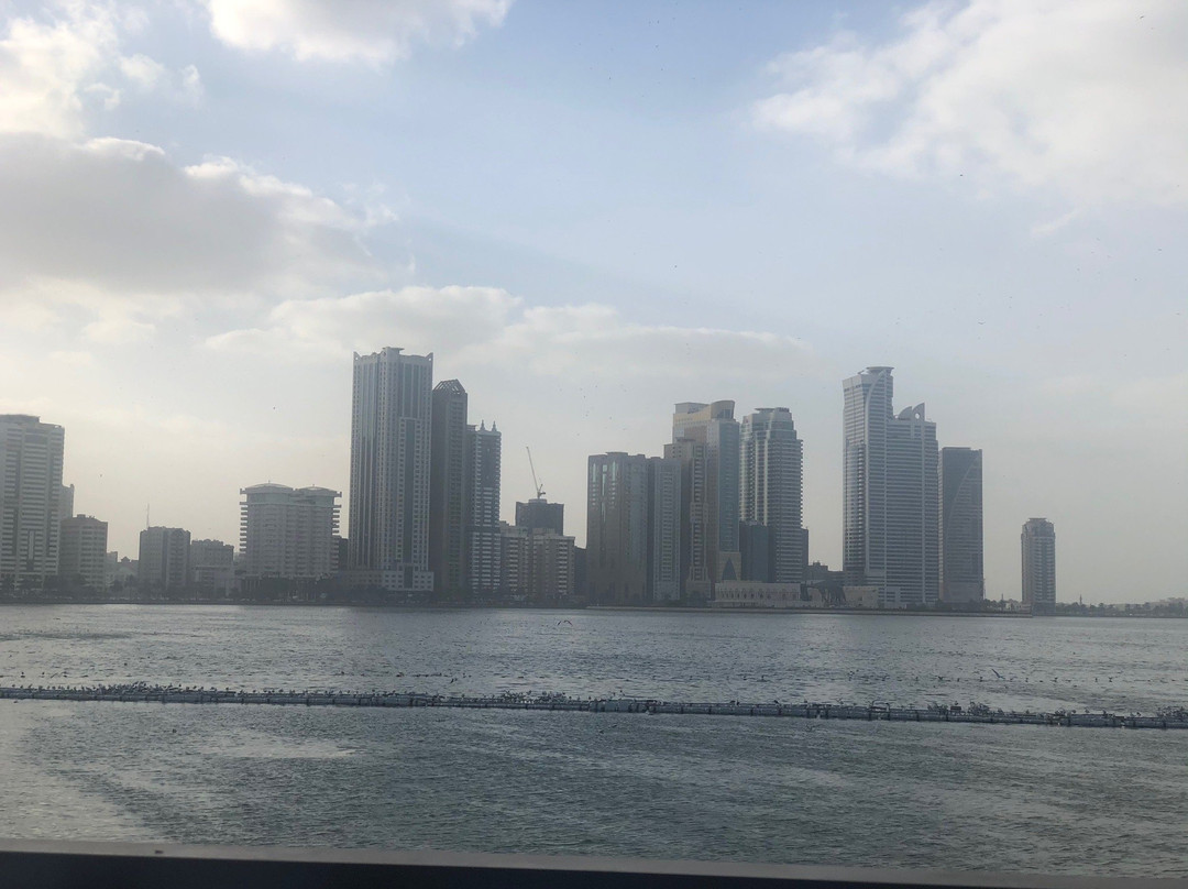 阿尔马亚兹音乐喷泉-沙迦必去景点