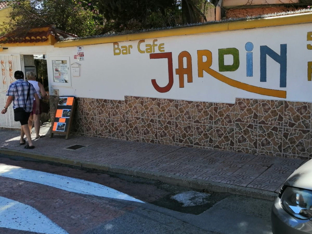 Bolnuevo餐馆和美食-El Jardin