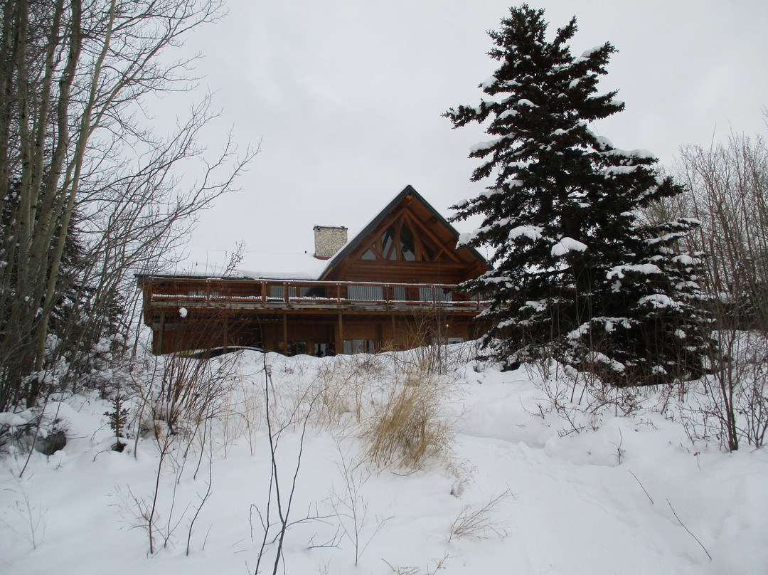 湖上酒店 - 白马主图