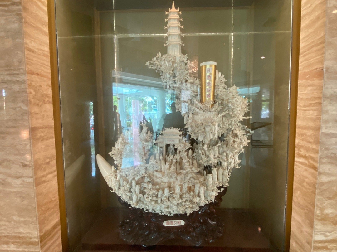 翡翠花园酒店主图