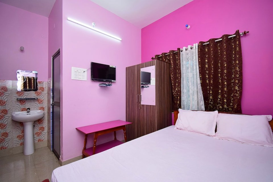 SPOT ON 39334 Hotel Debanshu主图