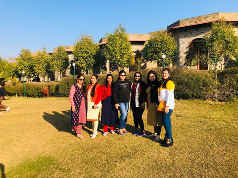 凡查威度假酒店主图