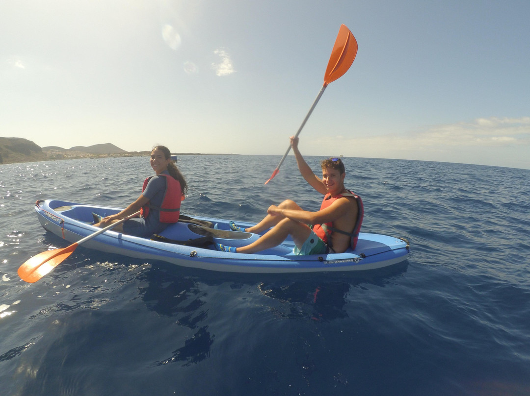 Kayaking Atlantis景点图片