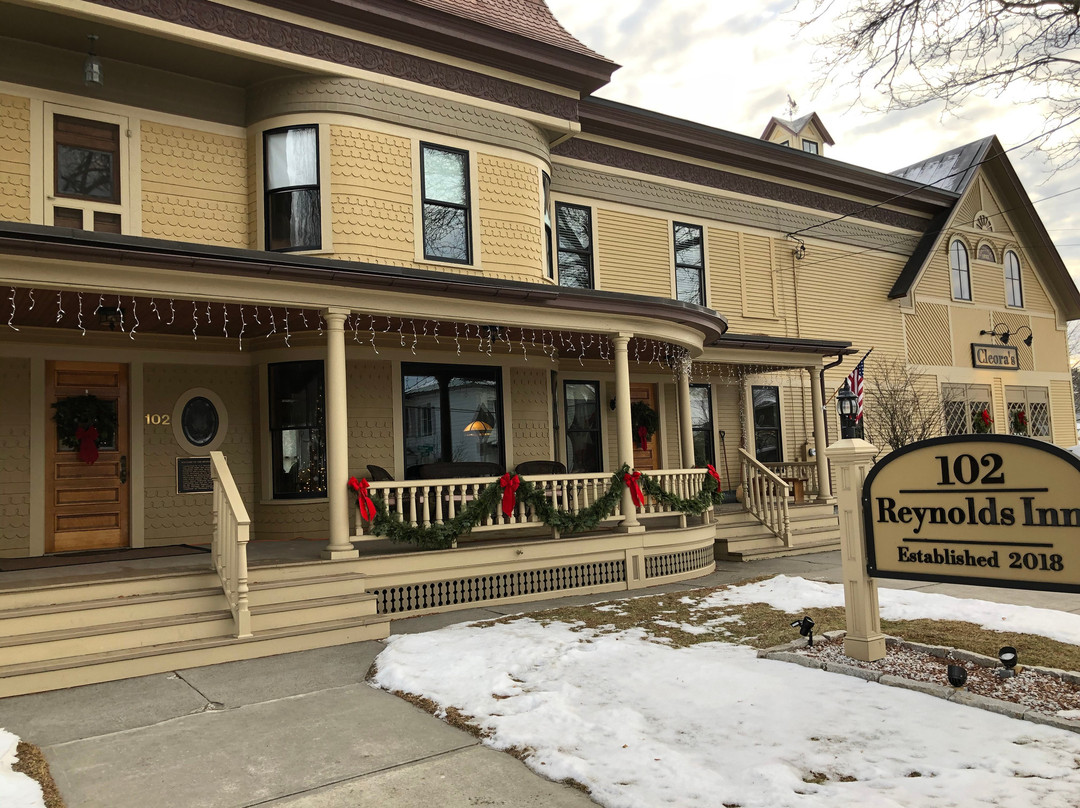 Reynold's House Inn主图