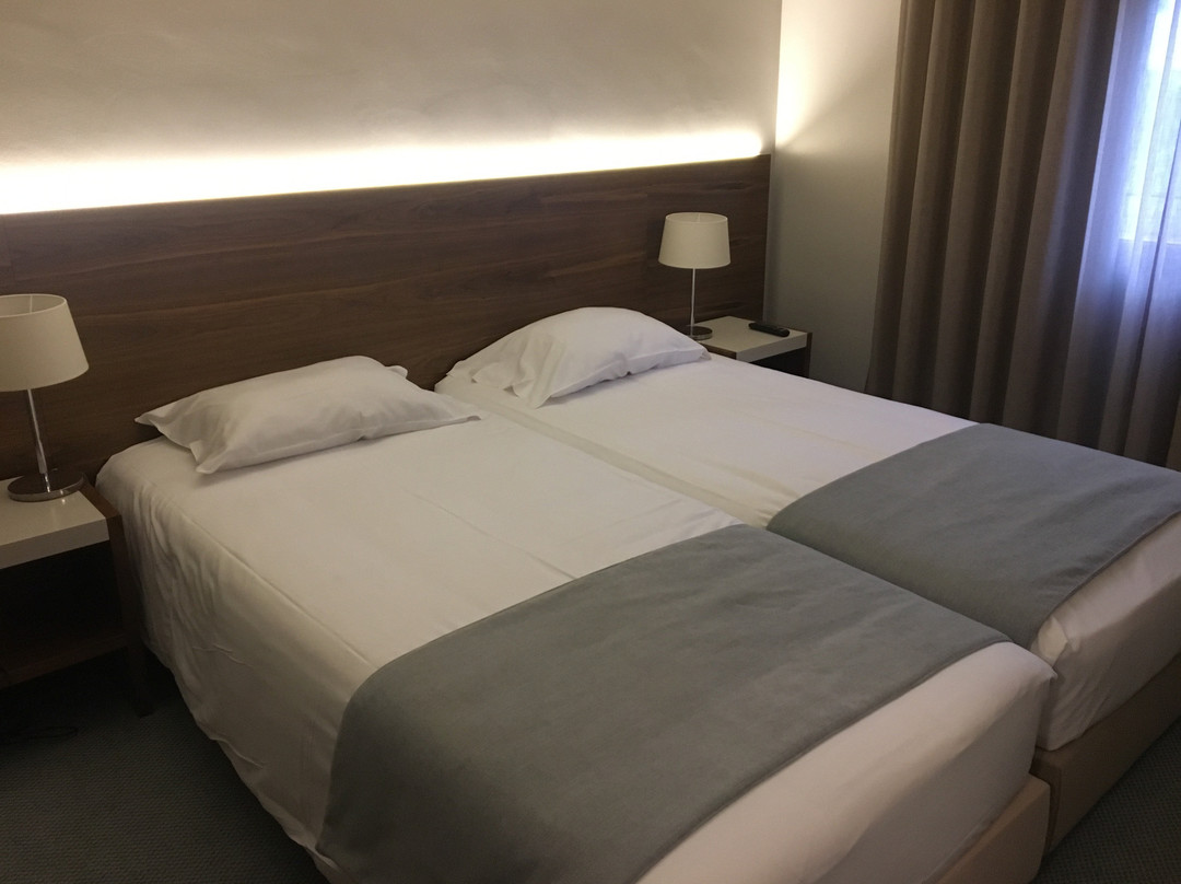 Navarras Hotel主图