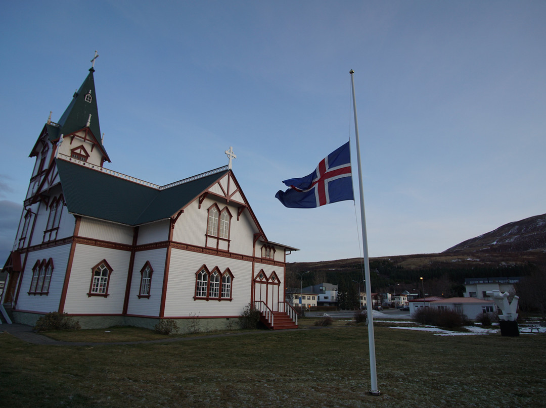 Husavikurkirkja-胡萨维克必去景点