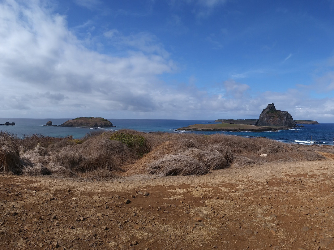 Enseada da Caieira-费尔南多-迪诺罗尼亚群岛必去景点