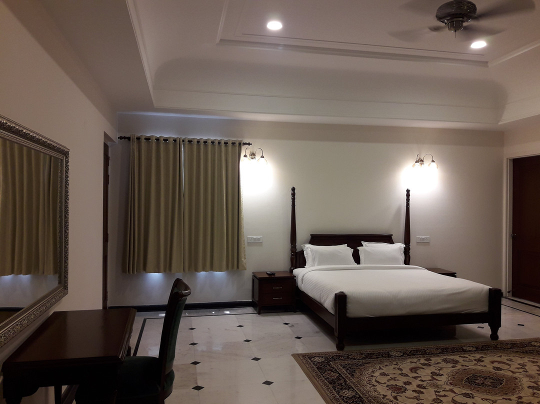 TGI Gadh Hathoj主图