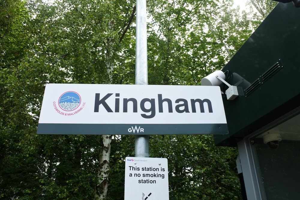 Kingham Railway Station景点图片