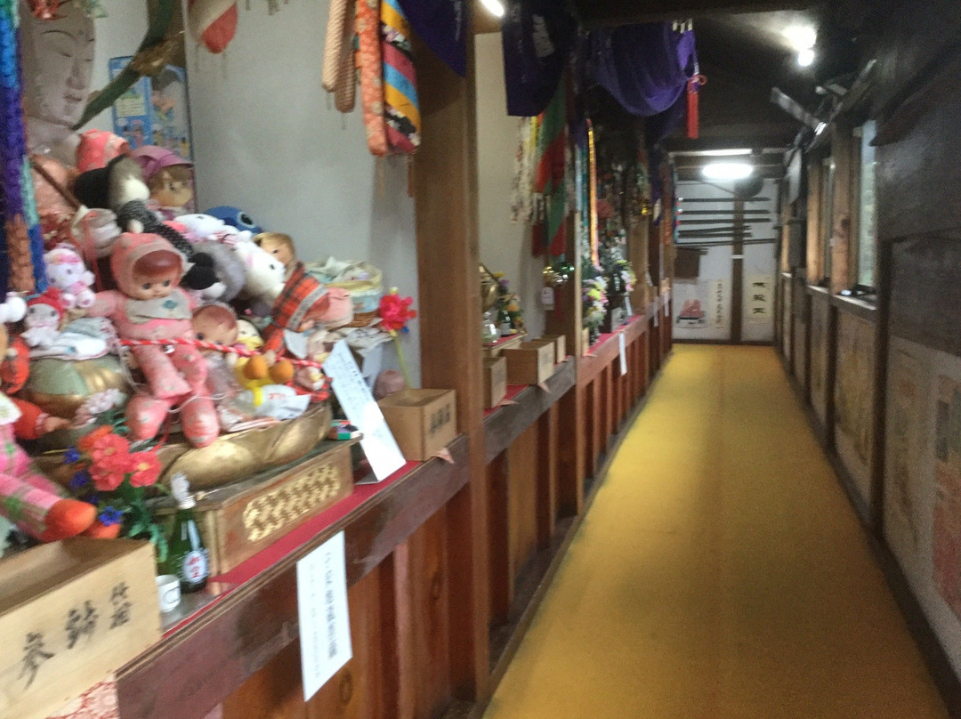 Dainichibo Temple-鹤冈市必去景点