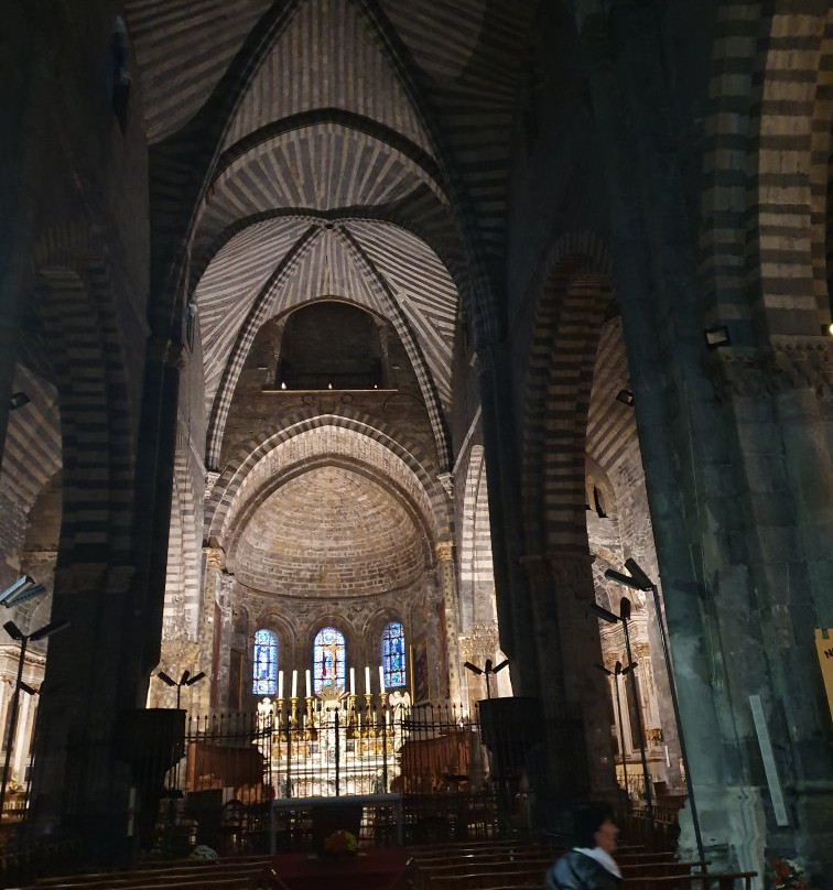 Eglise Notre-Dame-du-Réal景点图片