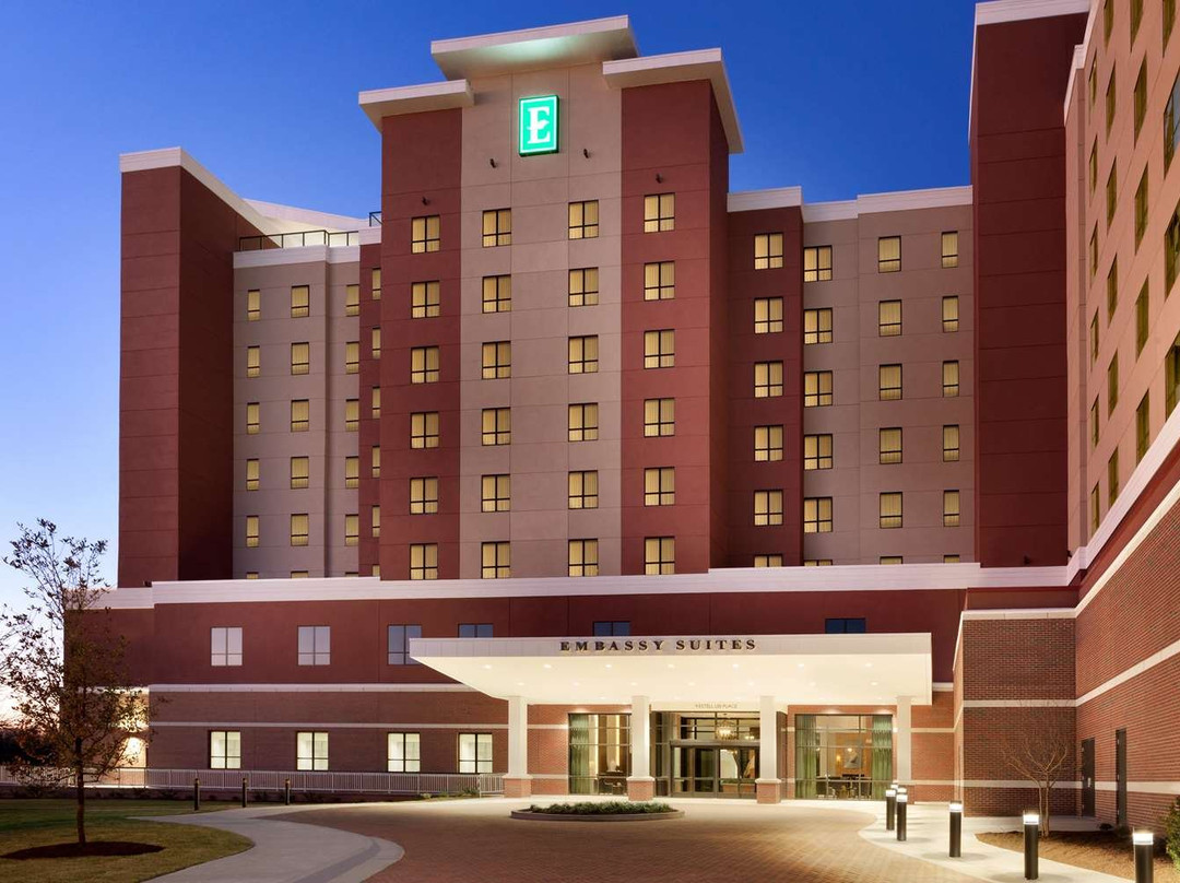 Embassy Suites by Hilton Wilmington Riverfront主图
