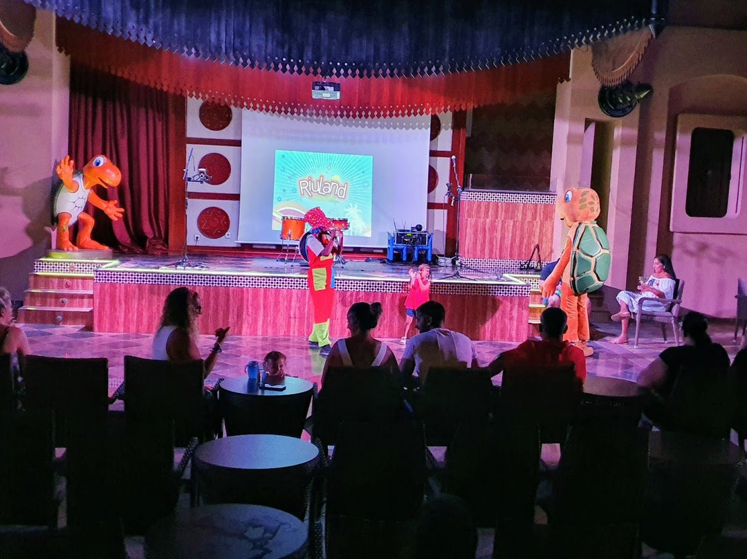 里尤弗娜娜俱乐部酒店 - 全包式主图