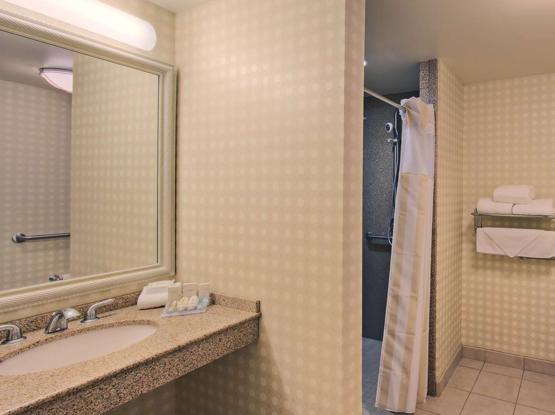 拉勒米希尔顿花园旅馆主图