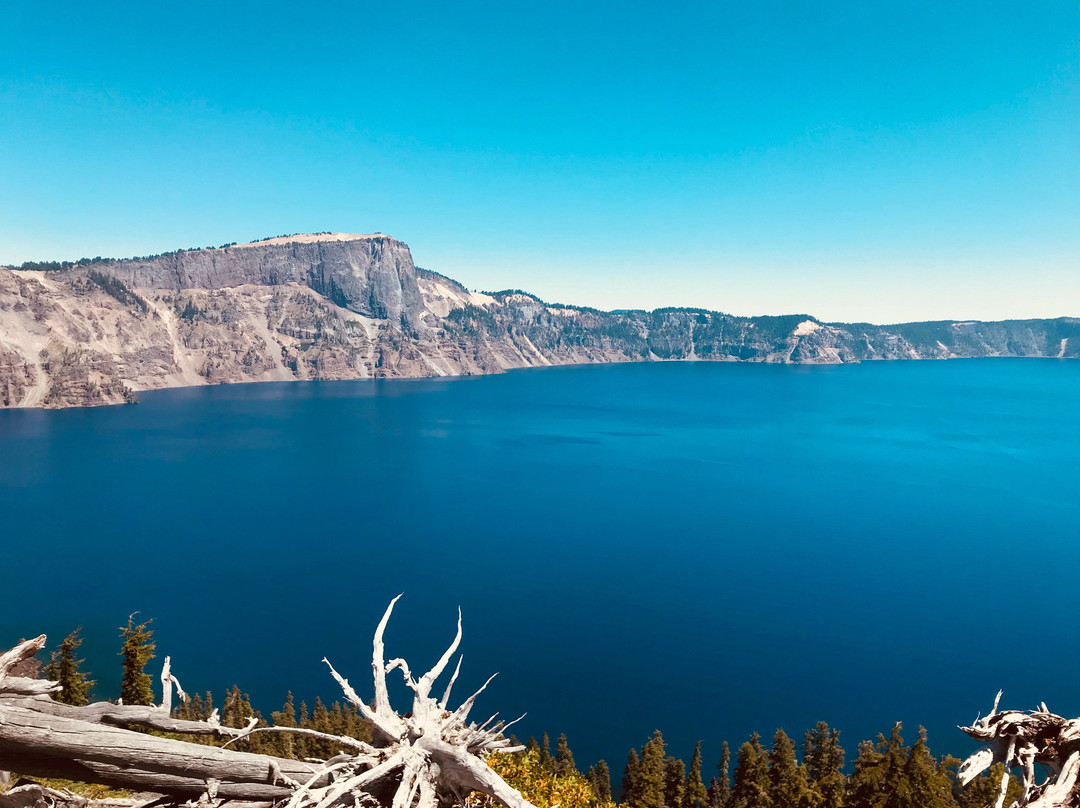 Wizard Island Summit Trail景点图片