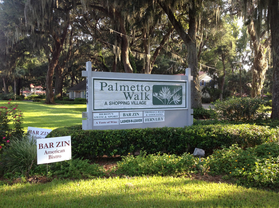 Palmetto Walk Shopping Village-阿米莉亚岛必去景点