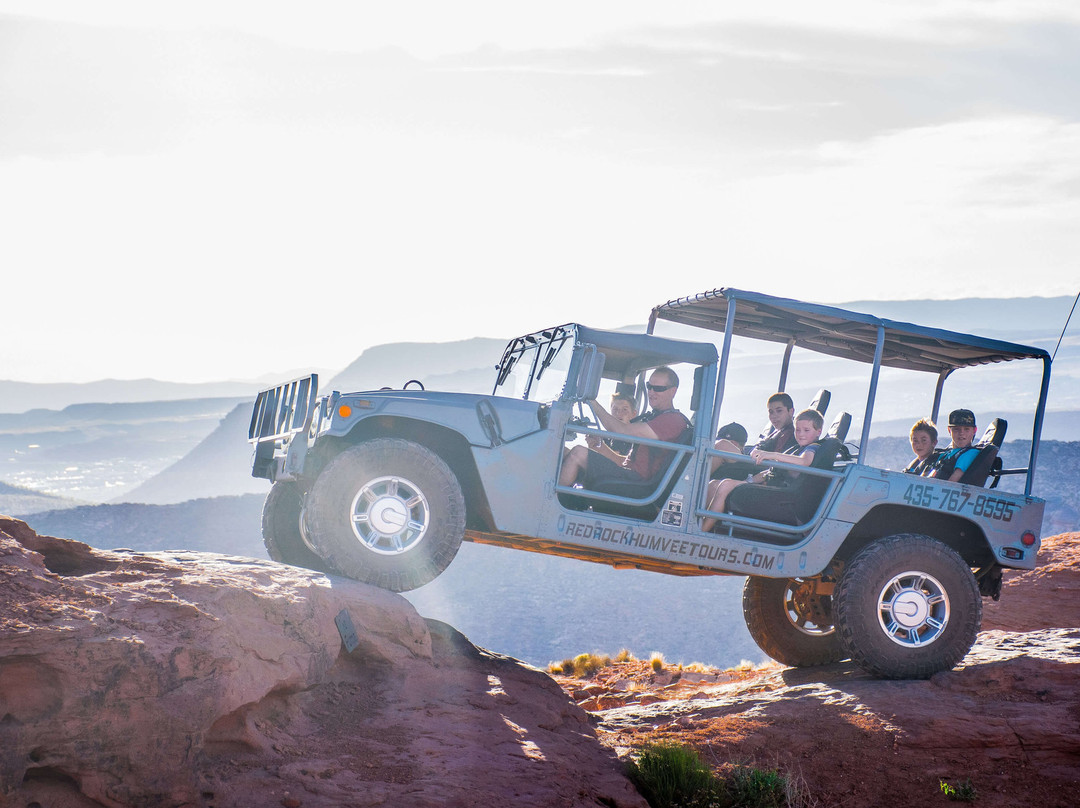 Red Rock Humvee Tours-哈里肯必去景点