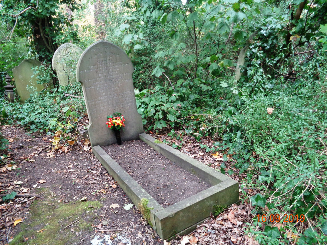 St Pancras and Islington Cemetery-巴尼特必去景点