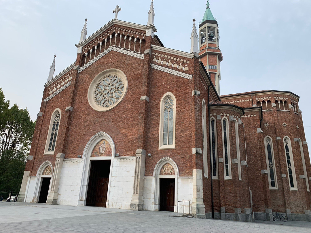 Santuario Santa Valeria景点图片