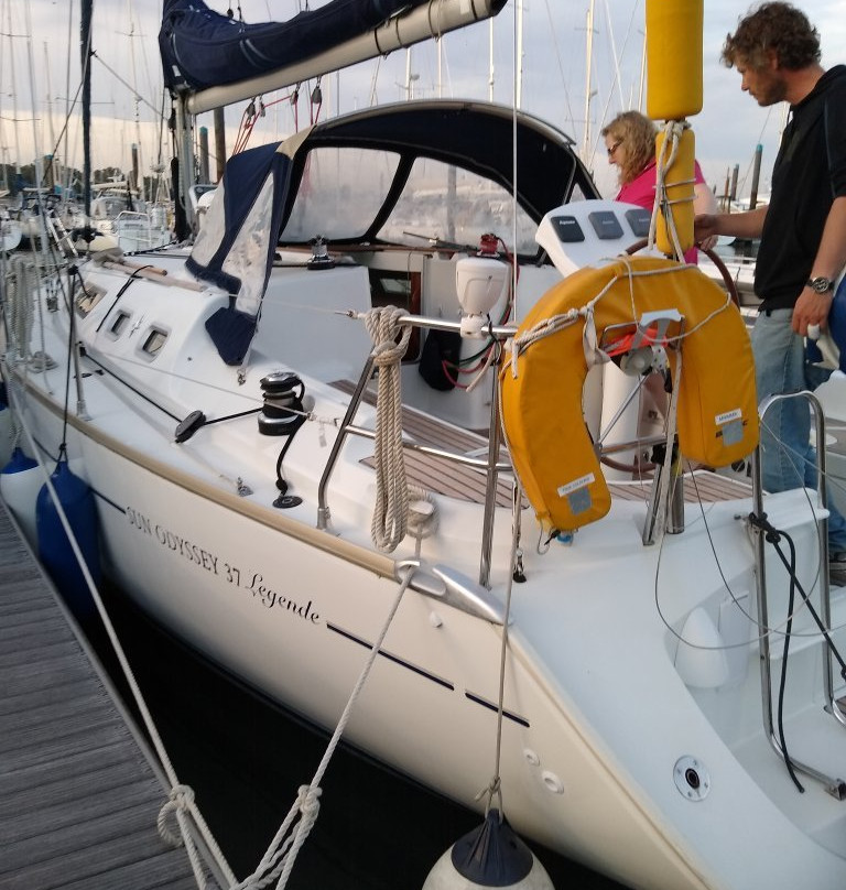 Hamble School of Yachting景点图片