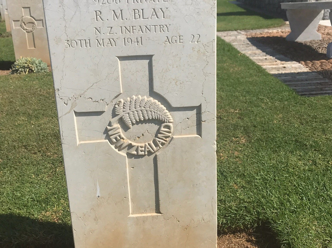 Phaleron War Cemetery景点图片