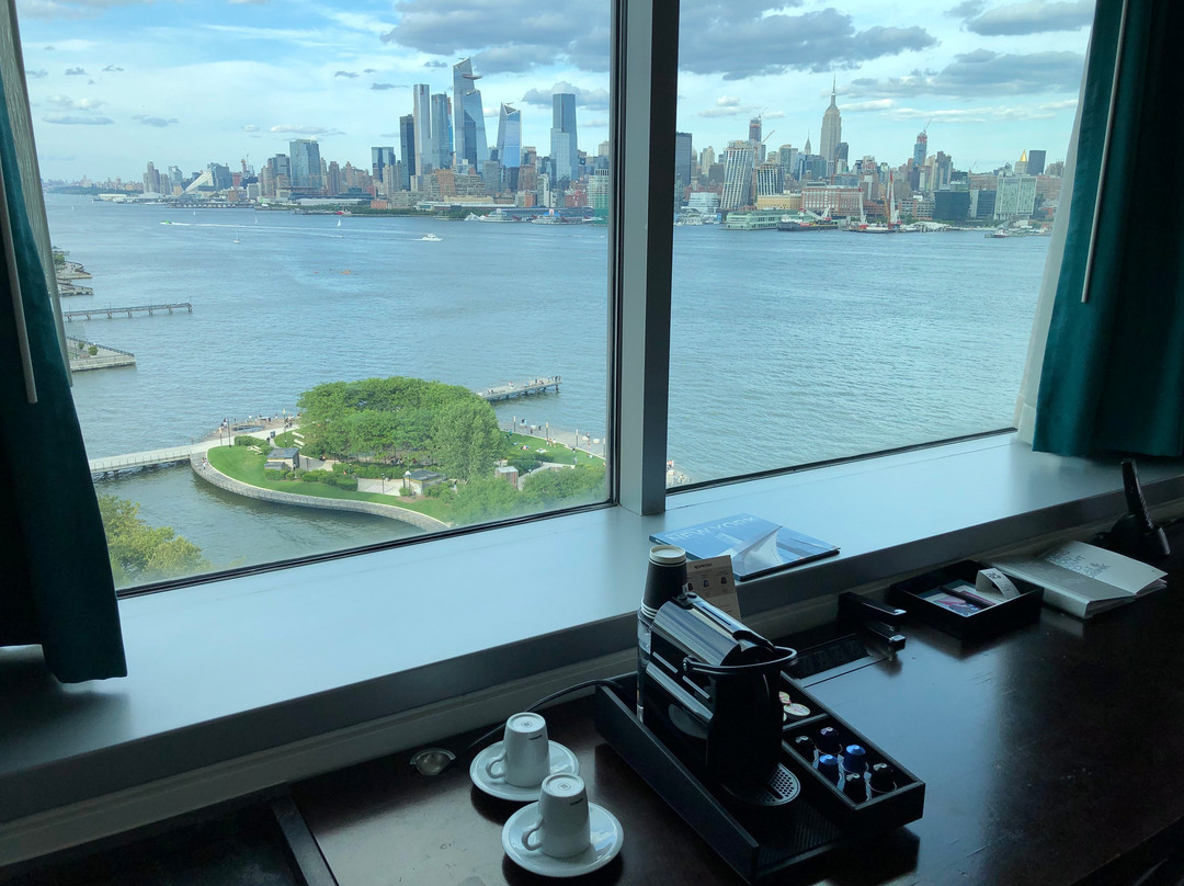 霍博肯W酒店主图