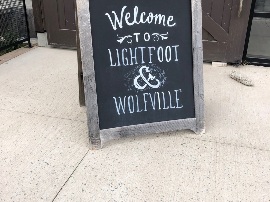 Lightfoot & Wolfville Vineyards景点图片