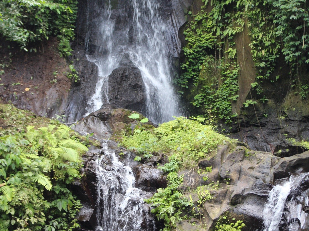 Pengibul Waterfall-Apuan必去景点