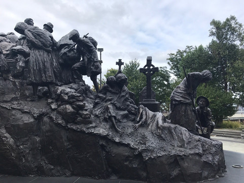 The Irish Memorial Monument-费城必去景点