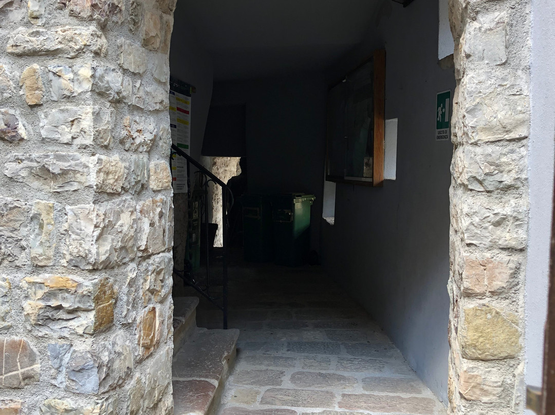 Palazzo Loreti-Satriano di Lucania必去景点