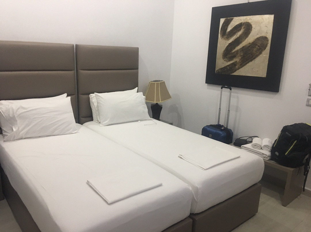 Golden View Residence主图