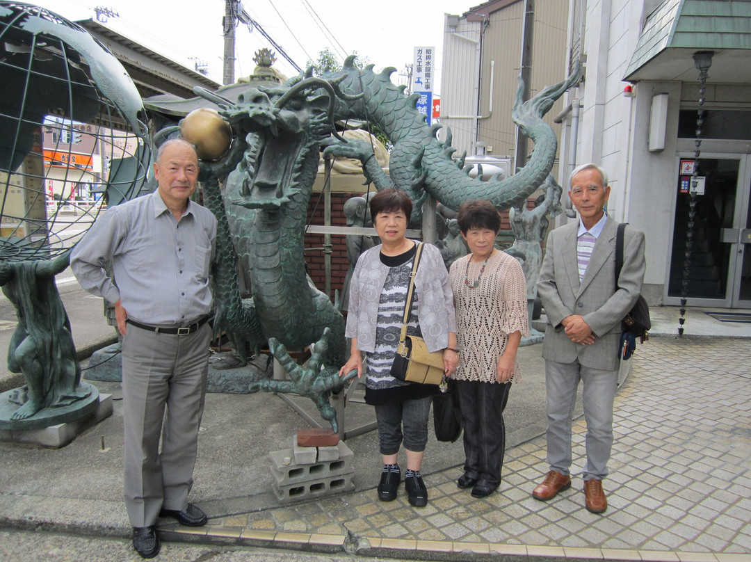 Gallery Yotsui Artcrafts-高冈市必去景点