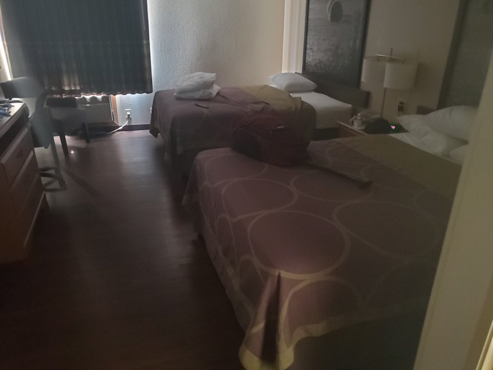 Super 8 by Wyndham Radcliff Ft. Knox Area主图