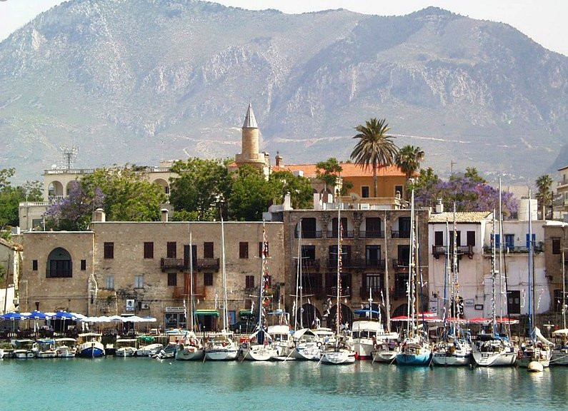 Four Season Restaurant