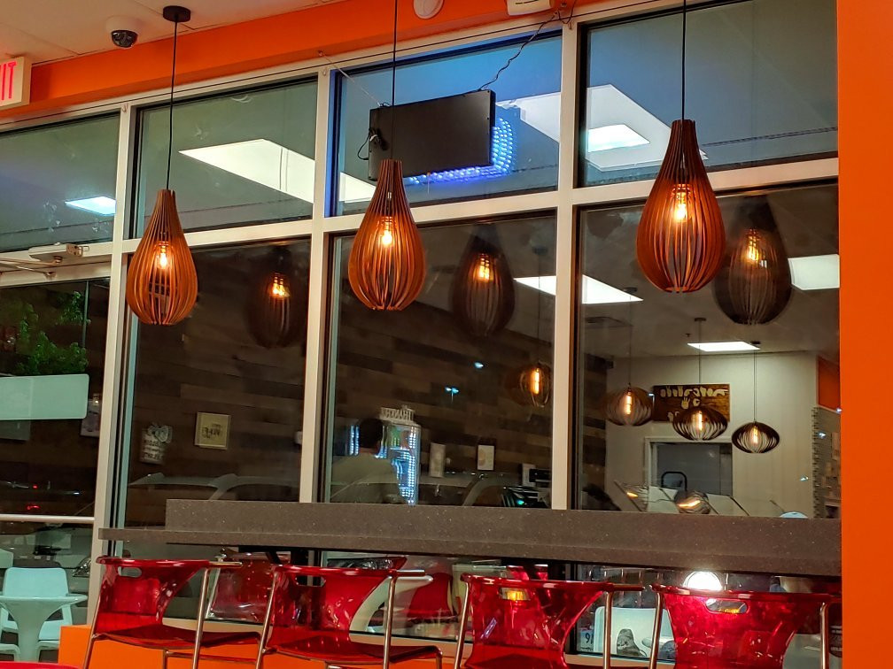 Peachwave Frozen Yogurt