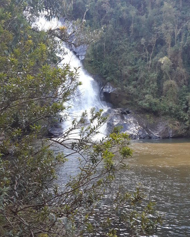 Cachoeira de Santo Isidro-Sao Jose do Barreiro必去景点