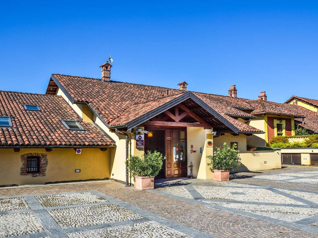 立隆迪尼酒店主图