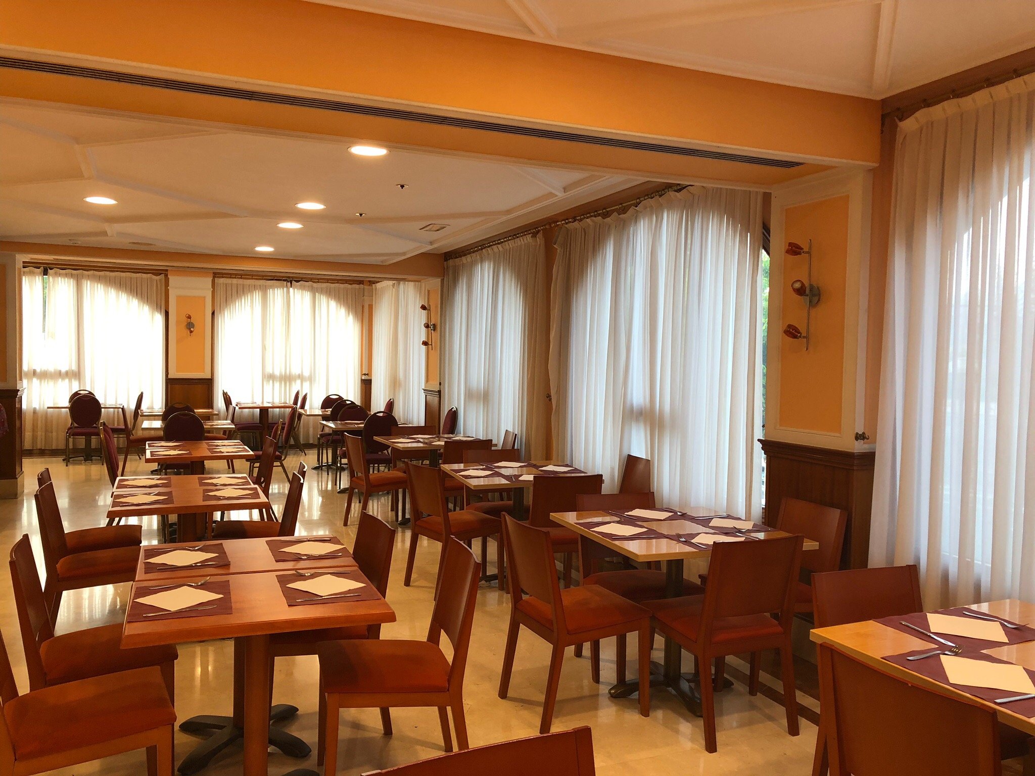 Hospedium Hotel Blu Sondika-餐饮