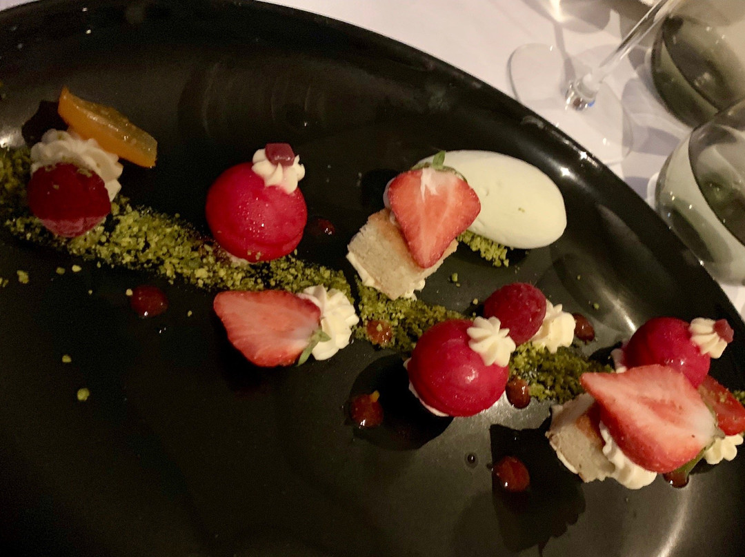 Le Pavillon Bleu主图