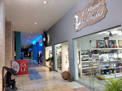 San Juan Shopping Center-蓬塔卡纳必去景点